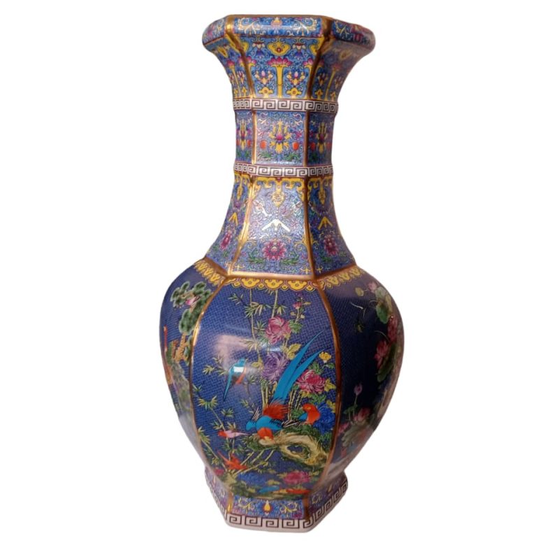 modern cloisonné porcelain vase is a stunning blend of artistic tradition and contemporary expression. Its use of porcelain, along with the vibrant colors and innovative design, transforms the age-old cloisonné technique into a captivating and relevant piece of art for the modern aesthetic.